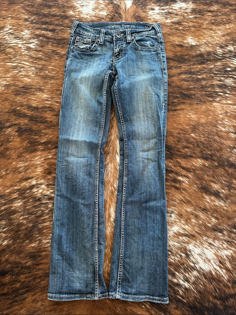 Cowgirl tuff jeans 26 x 35 dark wash - Picture 3 of 8